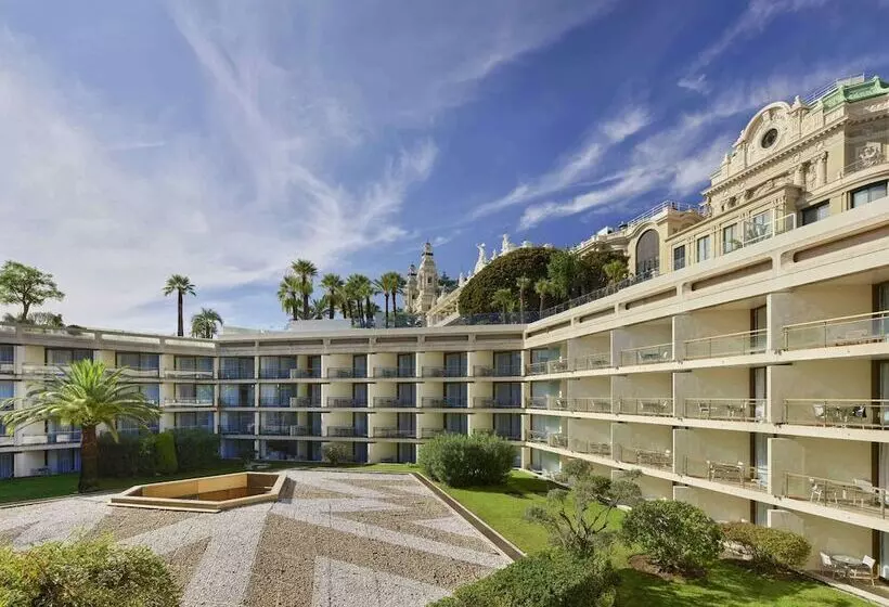 سوییت با چشم‌انداز باغ, Fairmont Montecarlo