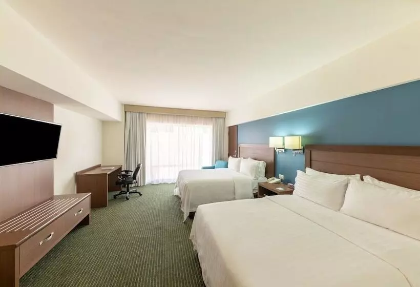 ２ダブルベッドのスタンダードルーム, Holiday Inn Guadalajara Expo Plaza Del Sol, An Ihg