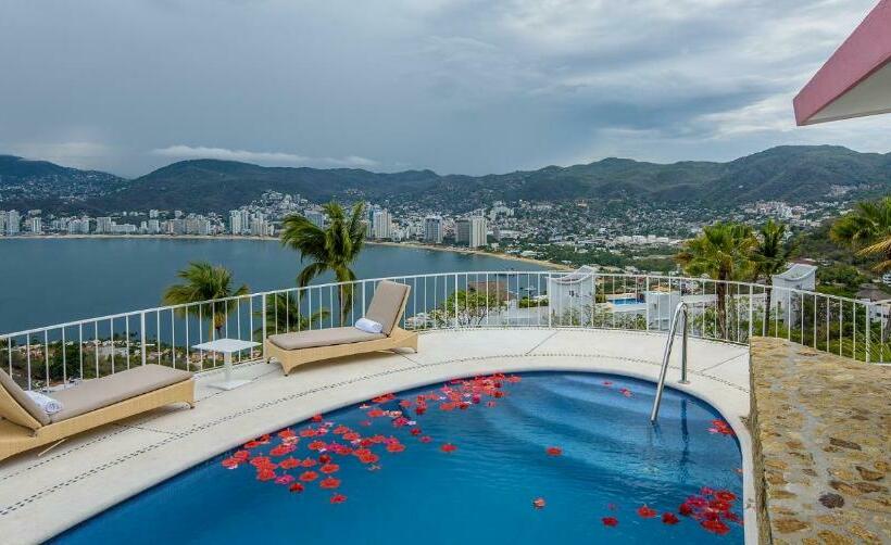 סוויטת מאסור, Las Brisas Acapulco