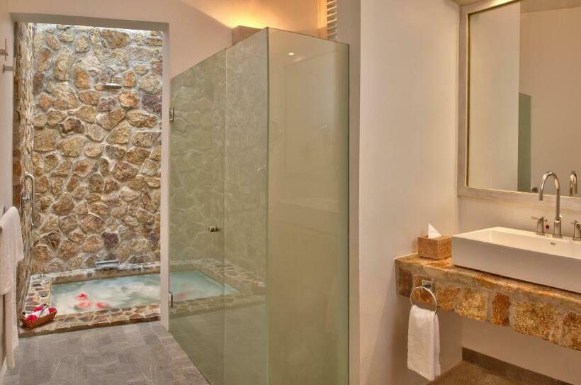 סוויטת מאסור, Las Brisas Acapulco