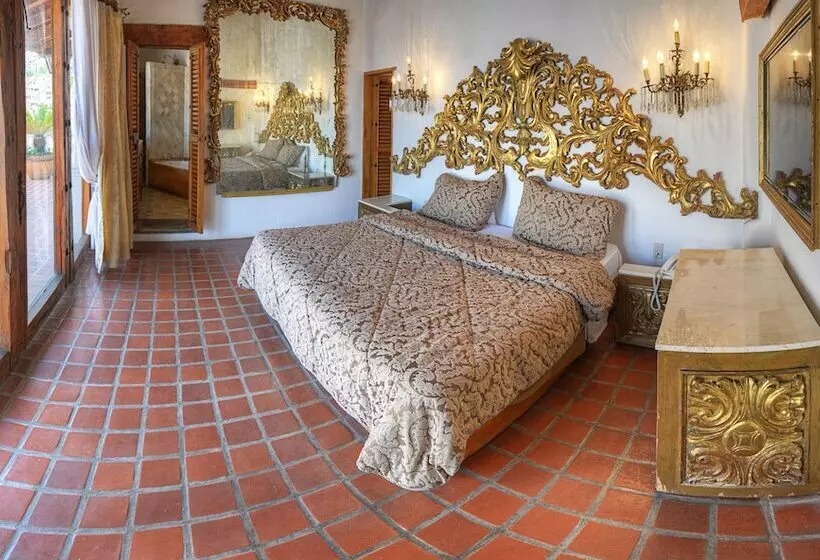 デラックススイート, Posada De La Mision, Hotel Museo Y Jardin