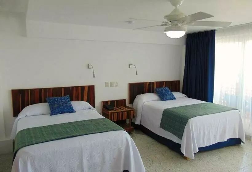 Standard Room 2 Double Beds