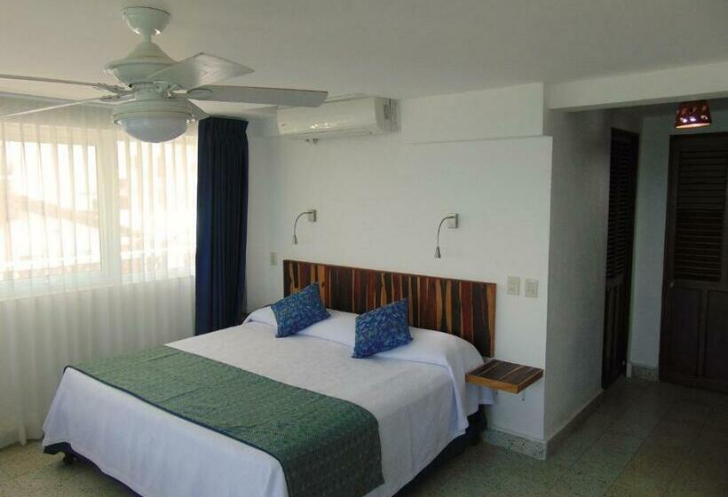 스탠다드 룸 더블 침대 2개, Rosita