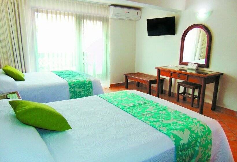 스탠다드 룸 더블 침대 2개, Rosita