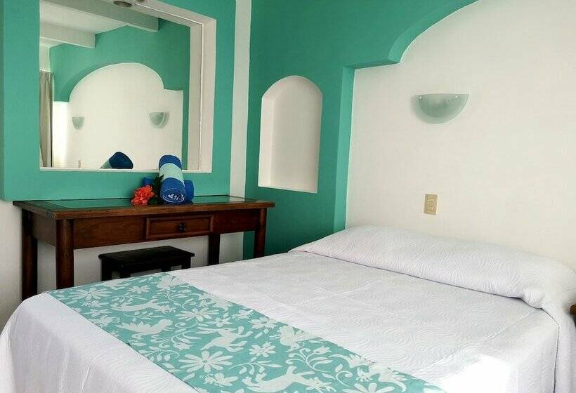 غرفه قياسيه سريرين مزدوجين, Rosita