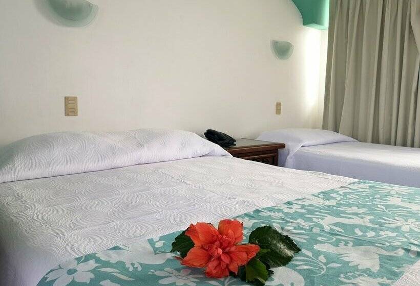 غرفه قياسيه سريرين مزدوجين, Rosita