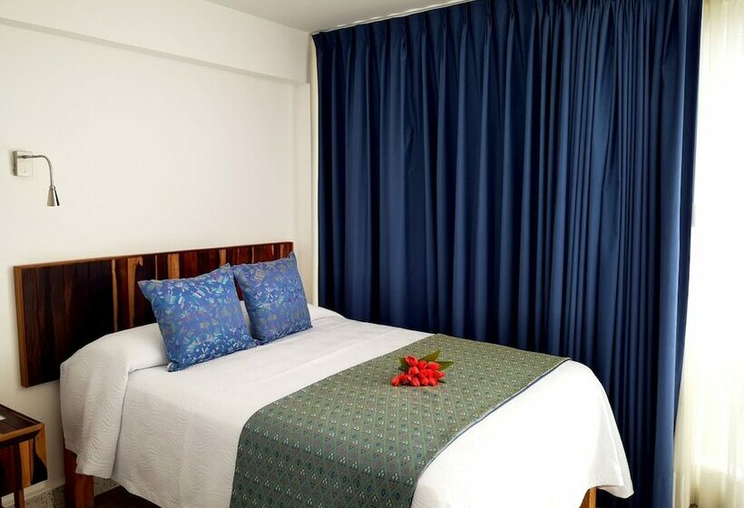 스탠다드 룸 더블 침대 2개, Rosita