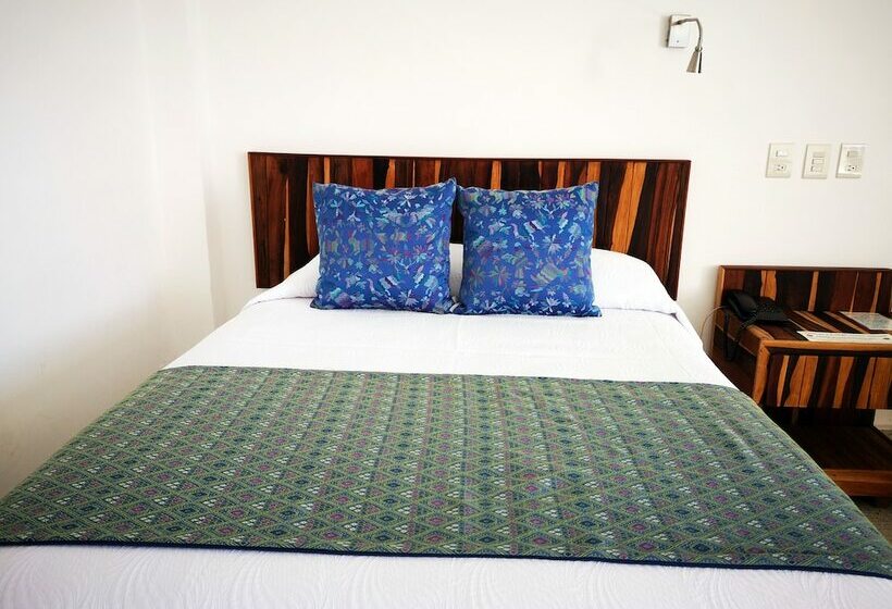 스탠다드 룸 더블 침대 2개, Rosita