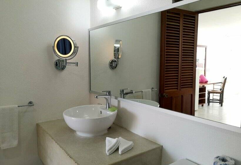 스탠다드 룸 더블 침대 2개, Rosita