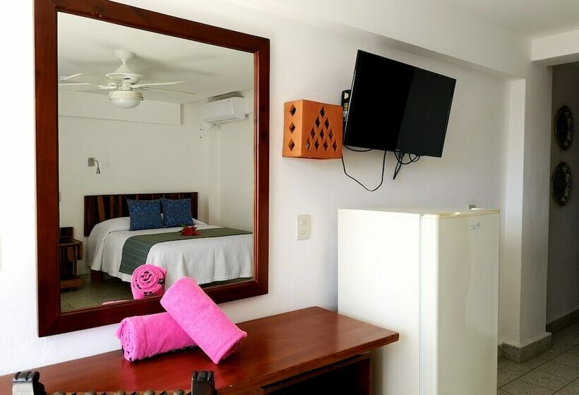 스탠다드 룸 더블 침대 2개, Rosita