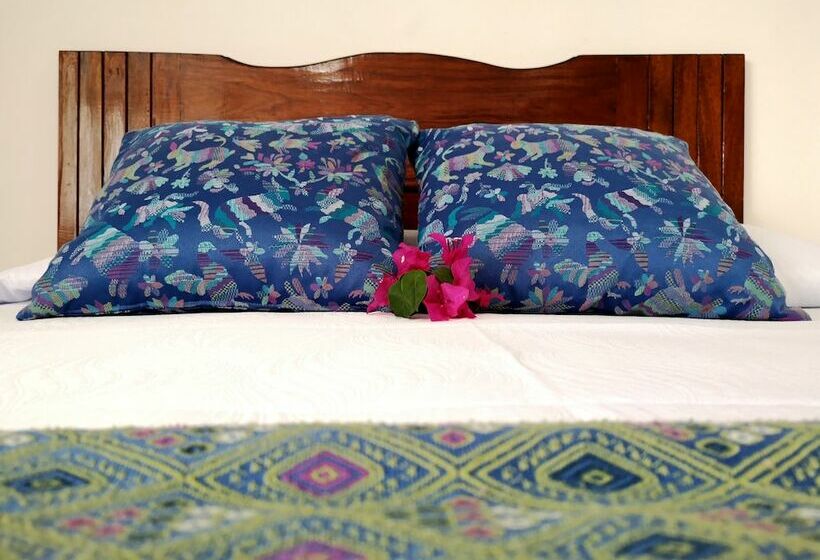 스탠다드 룸 더블 침대 2개, Rosita