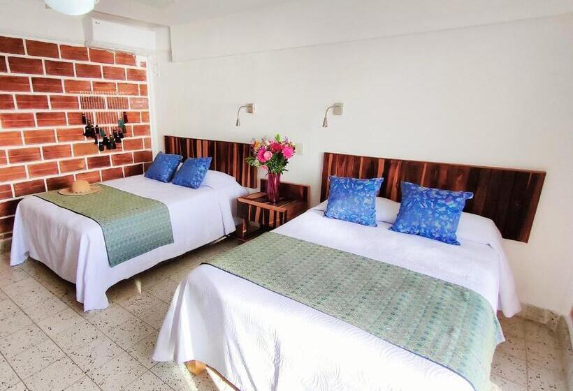 스탠다드 룸, Rosita