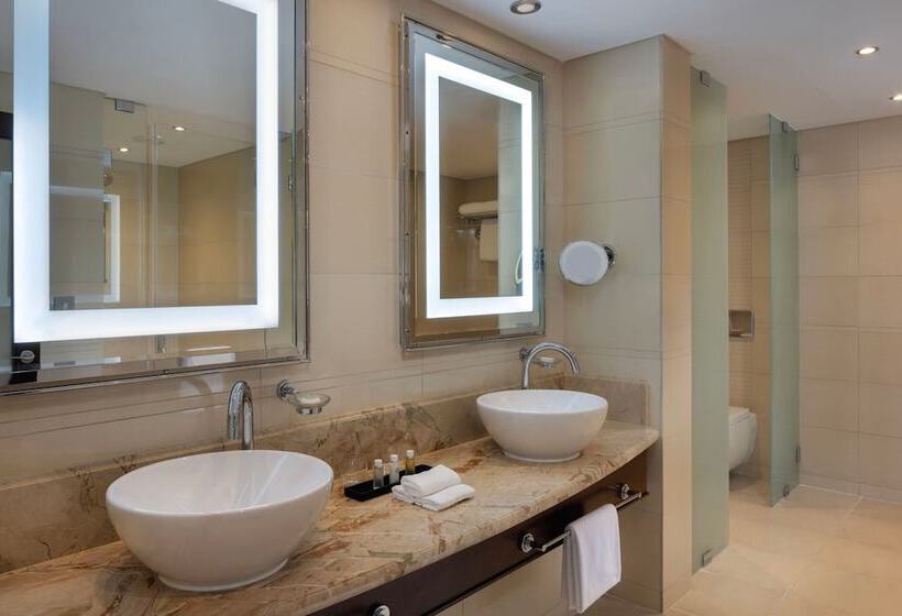 سوییت, Sheraton Oman