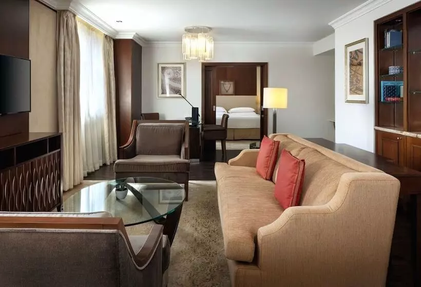 スイート, Sheraton Oman