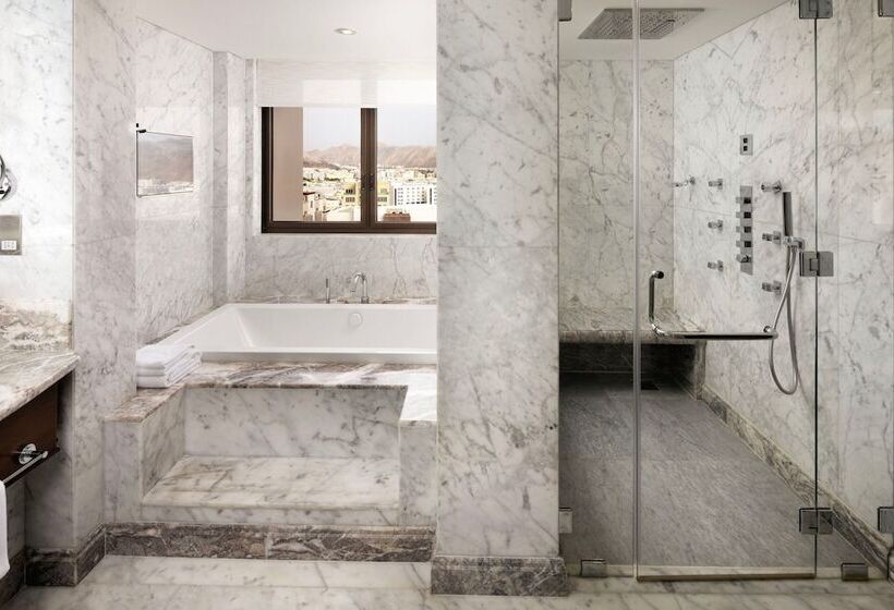 سوییت اجرایی, Sheraton Oman