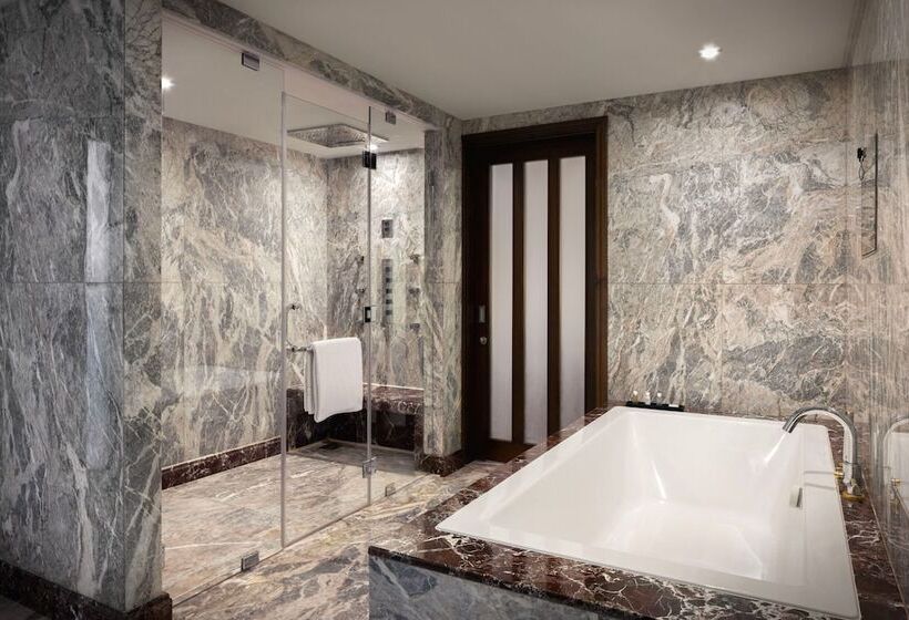 سوئیت رویال, Sheraton Oman