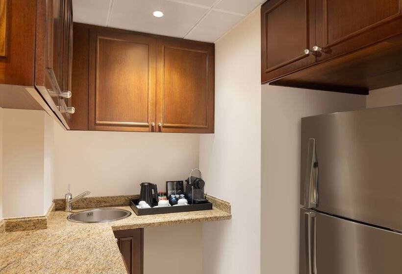 سوئیت رویال, Sheraton Oman