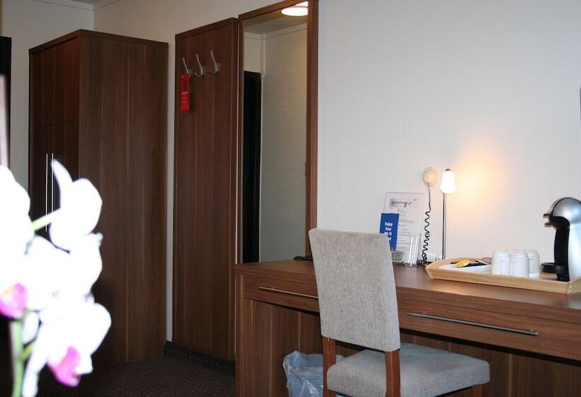 חדר משפחתי, Thon Partner Hotel Otta