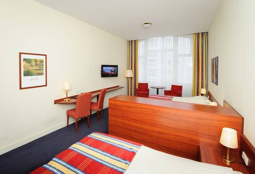 חדר משפחתי, Boulevard Hotel Scheveningen