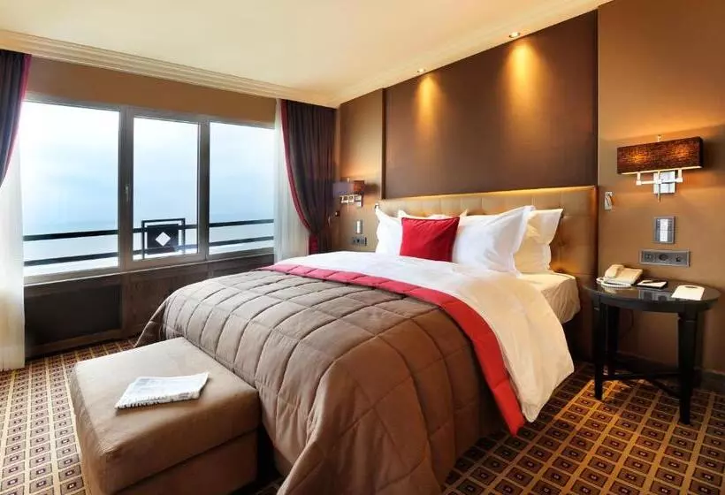 オーシャンビュースイート, Grand Hotel Huis Ter Duin