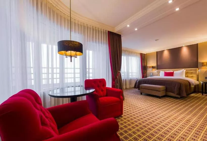 オーシャンビュースイート, Grand Hotel Huis Ter Duin