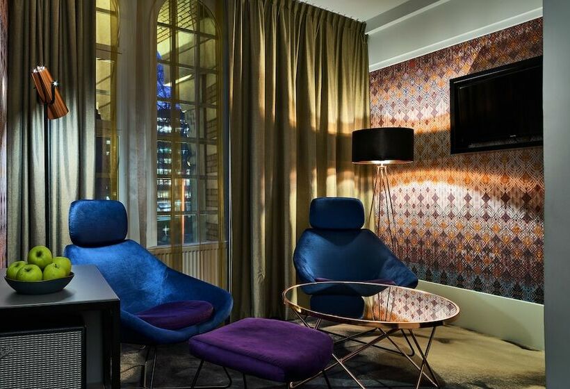 Номер Deluxe, Clayton Hotel Amsterdam American