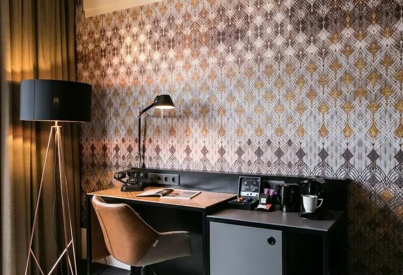 اتاق لوکس با چشم‌انداز, Clayton Hotel Amsterdam American
