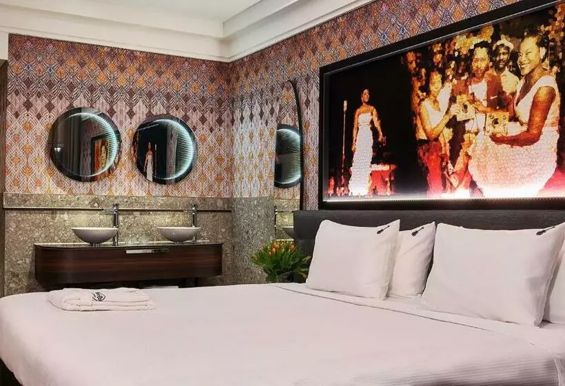 سوییت جونیور, Clayton Hotel Amsterdam American