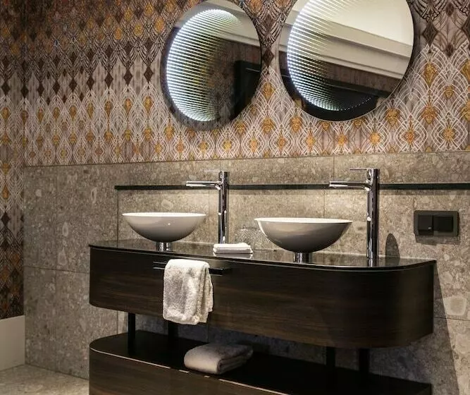 سوییت جونیور, Clayton Hotel Amsterdam American