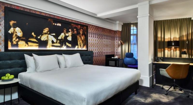 غرفه قياسية مطلة على القناة, Clayton Hotel Amsterdam American