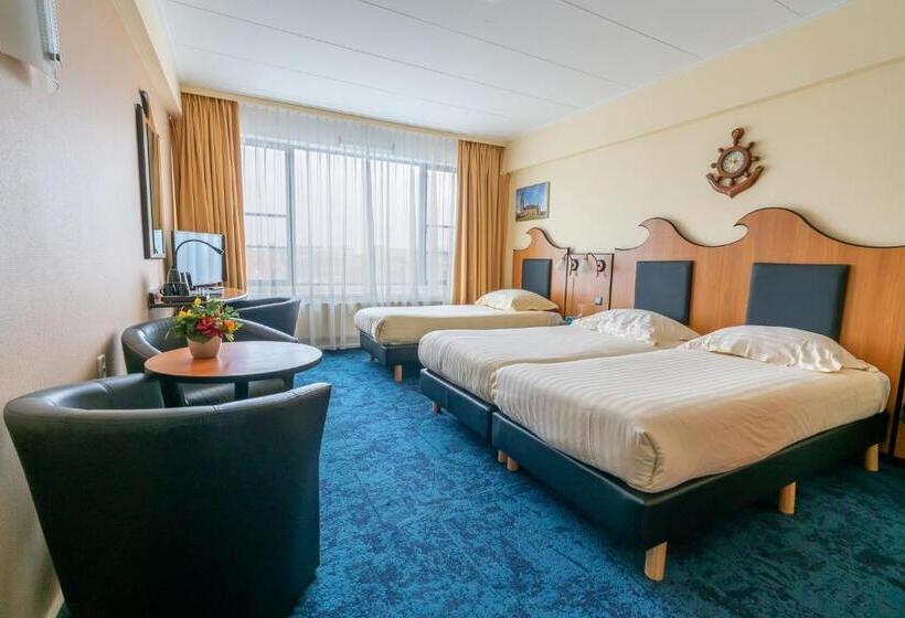 스탠다드 트리플 룸, Badhotel Scheveningen