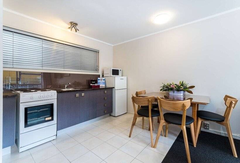 低层单卧公寓, Best Western Newmarket Inn & Suites