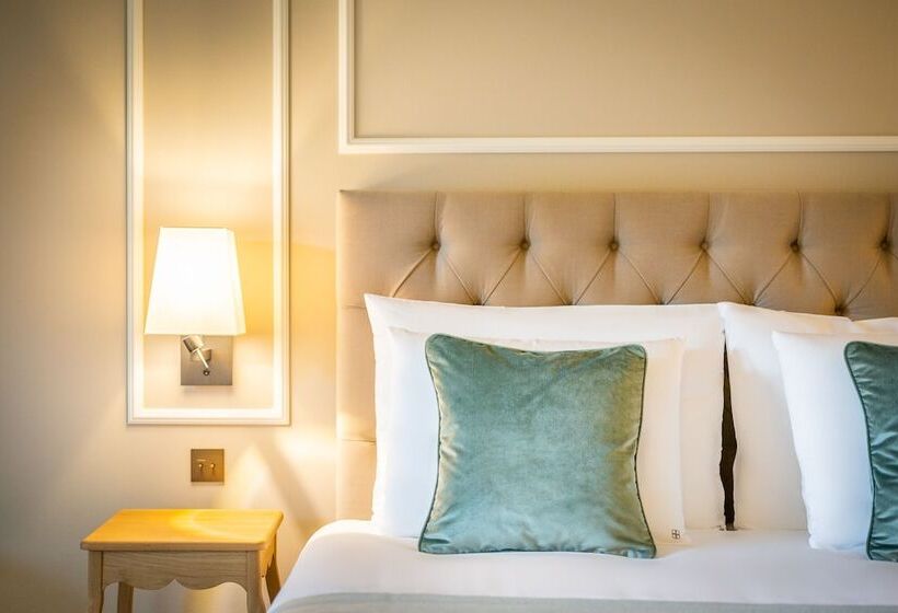 חדר סופריור, Château Wittem