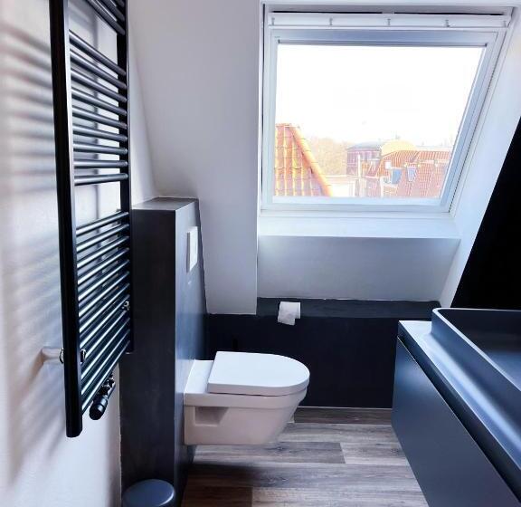 Семейные Апартаменты, De Magneet