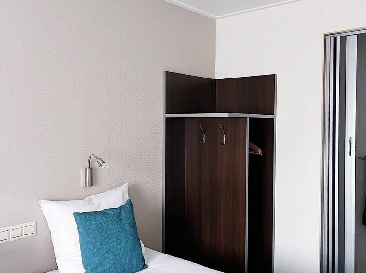 Номер Basic, De Magneet