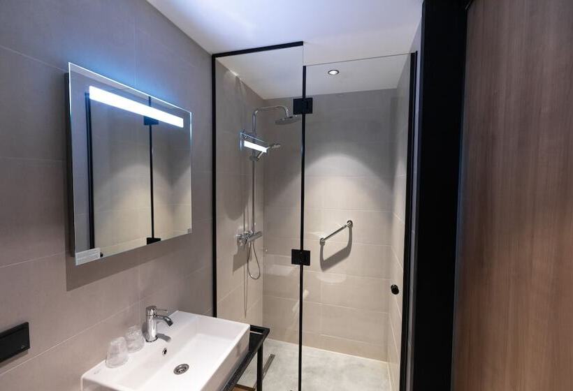 غرفة قياسية, Gorinchem