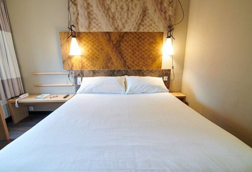 标准间带双人床, Ibis Tilburg