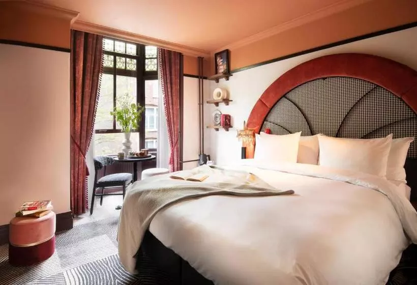 ベーシックルーム, Jan Luyken Amsterdam