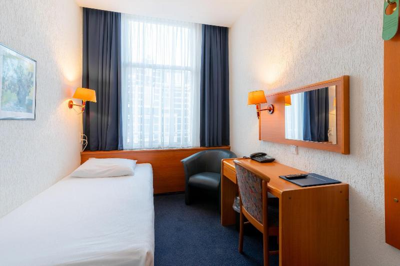 غرفة قياسية فردية, Owl