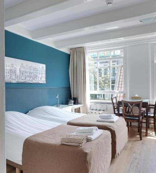 اتاق استاندارد سه نفره, Prinsenhof Amsterdam