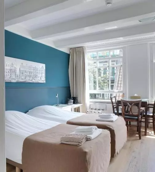 اتاق استاندارد سه نفره, Prinsenhof Amsterdam