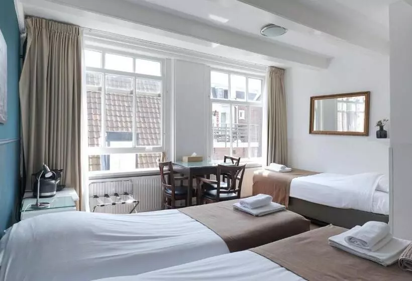 اتاق استاندارد سه نفره, Prinsenhof Amsterdam