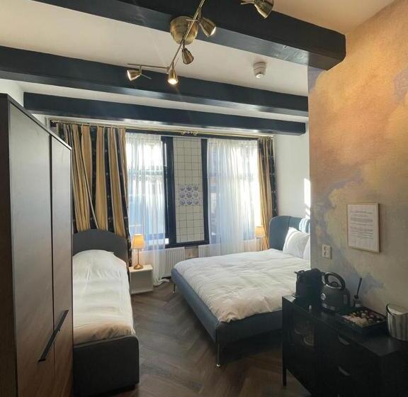 اتاق استاندارد چهار تخته, Prinsenhof Amsterdam