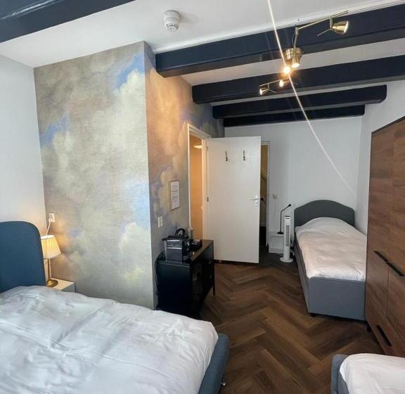 اتاق استاندارد چهار تخته, Prinsenhof Amsterdam