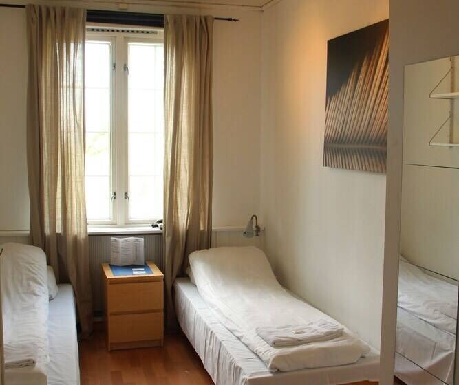 Quarto Standard Casa de Banho Partilhada, Singsaker Sommerhotell   Hostel