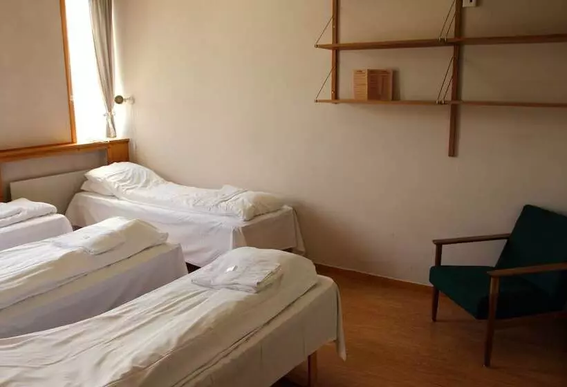 اتاق استاندارد چهارنفره با سرویس بهداشتی مشترک, Singsaker Sommerhotell   Hostel