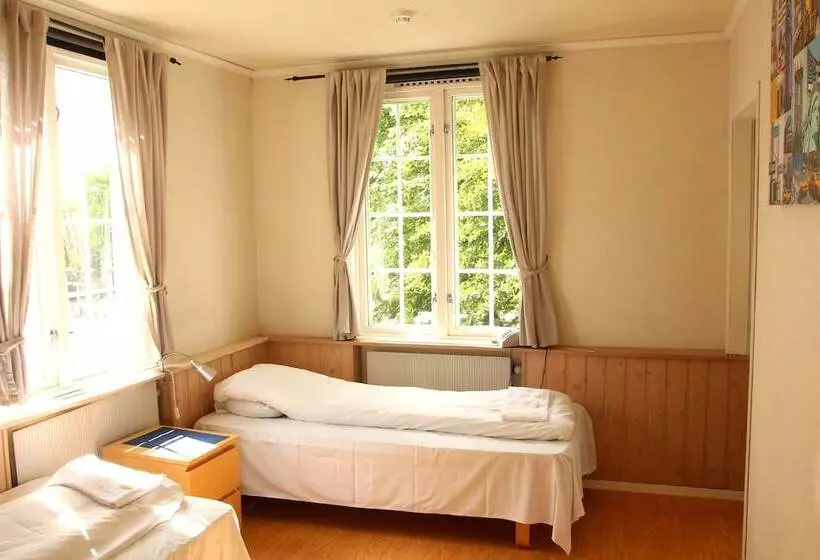 اتاق استاندارد سه نفره, Singsaker Sommerhotell   Hostel