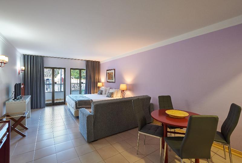 استودیوی استاندارد, Clube Do Lago