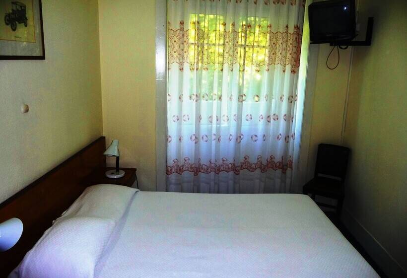 标准单人间, D. Carlos Residencial