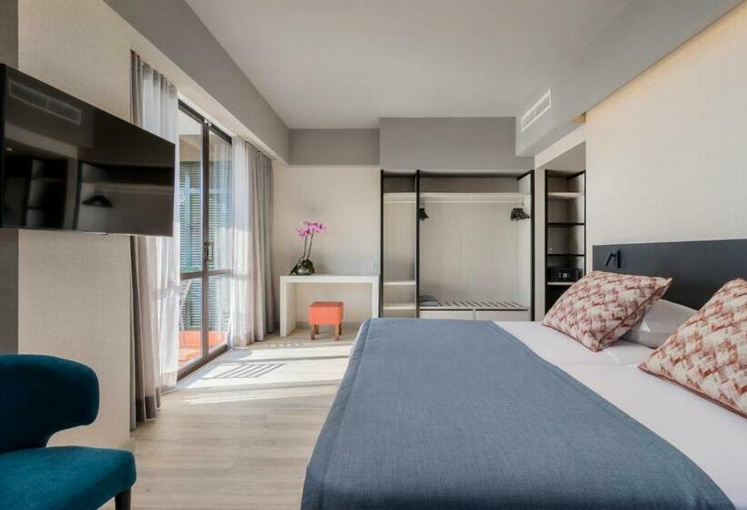 발코니 수피리어 룸, Enotel Magnólia